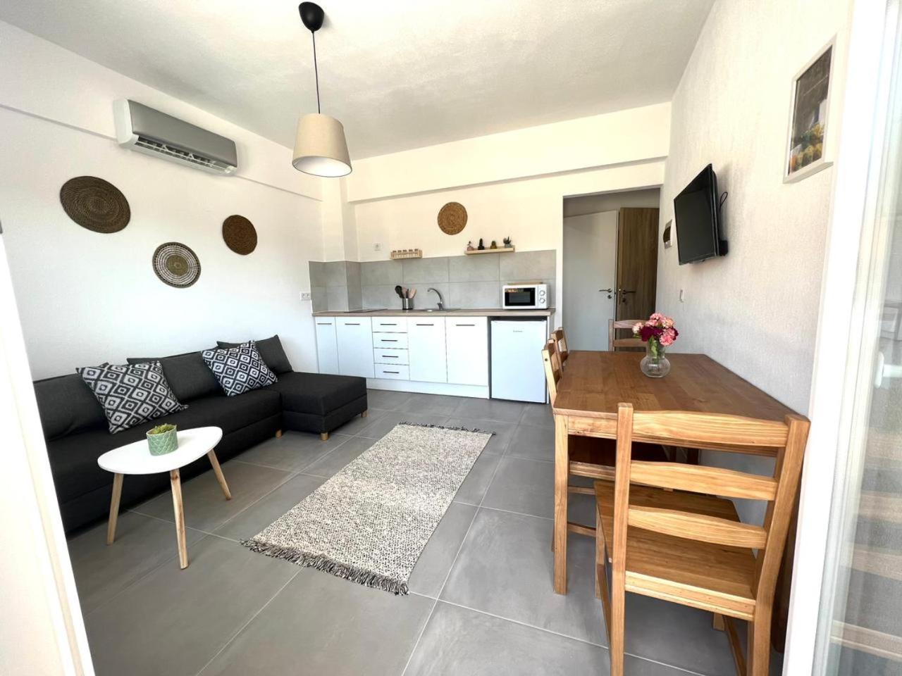 Sithonian Suites Agios Nikolaos  Eksteriør billede
